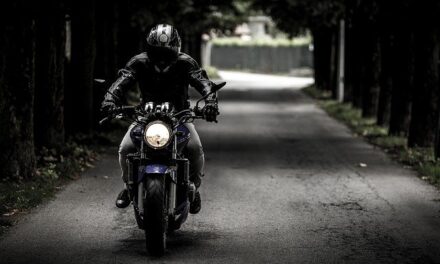 Conseils de sécurité pour les motos